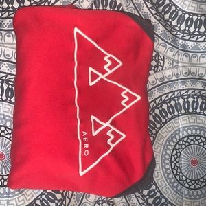 Aéropostale hoodie.